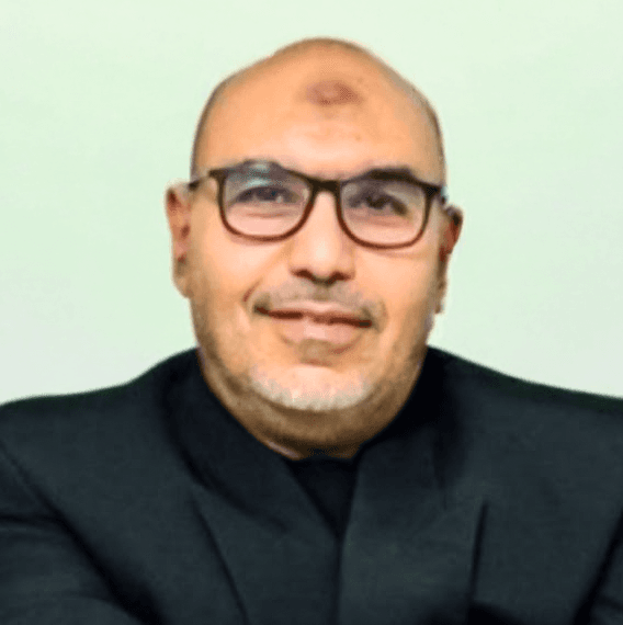 صورة قارئ القرآن وليد عبد الله الفص